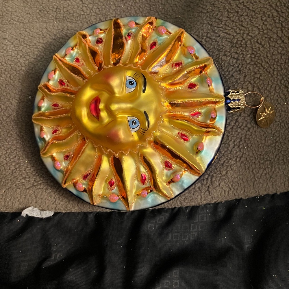 Smiling Sun - Picture 2 of 5